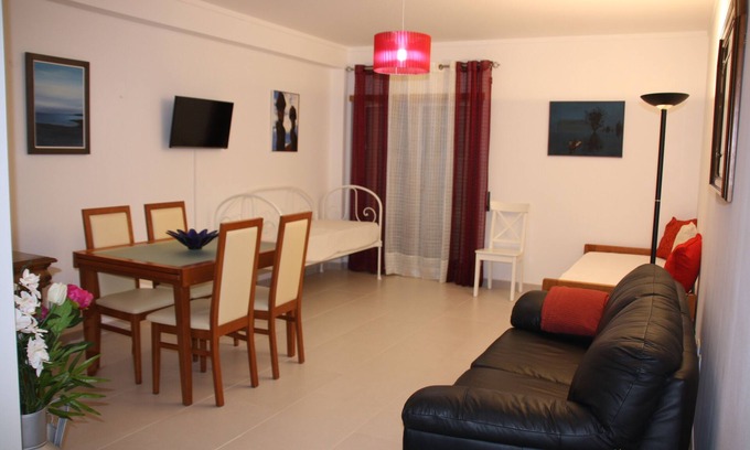 Vila Real Santo Antonio Apartment | Modern 1 Bedroom Apartment with Pool & Top Guest Rating