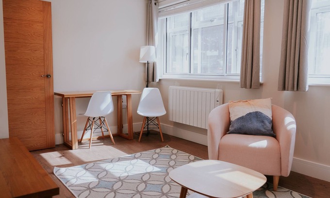 Horsham Apartment | 1 bed apartment in central Horsham