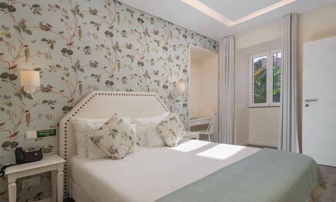 Monte Apartment | Cozy 1-Bed Garden Apartment in Characterful Babosas Village