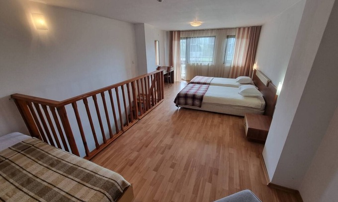 Shiligarnika Apartment | Cozy Two-Floor Apartment with Fast Wi-Fi and Breakfast