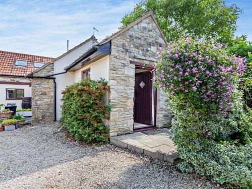 Wedmore House | Cozy 1 Bed in Wedmore - Perfect for Families and Pets