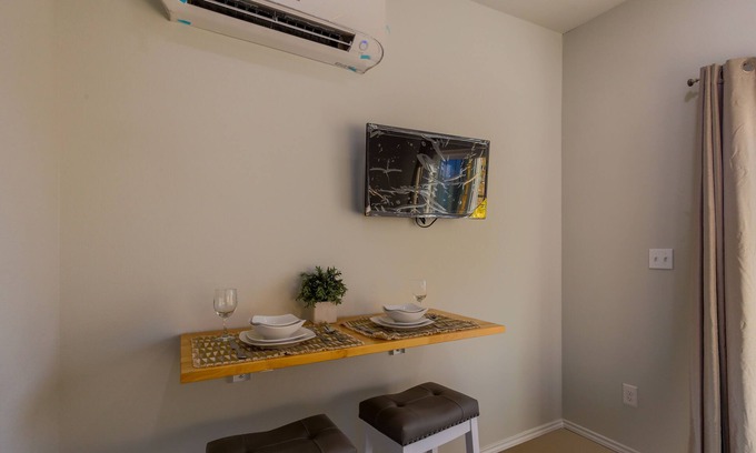 Canyon Lake House | Perfect Waterfront Tiny Home on Canyon Lake - 10/10 Rating!