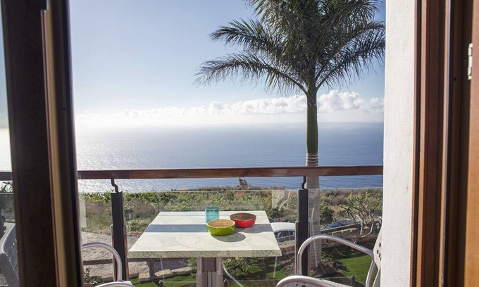 La Matanza de Acentejo Apartment | Ocean View Retreat with Heated Pool & Terrace - 9.8/10 Rated
