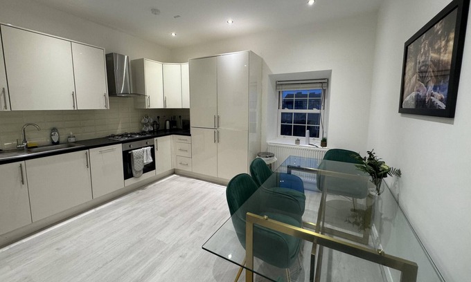 Walton on the Naze Apartment | Cozy 1 Bedroom Apartment with Oceanfront Views in Walton