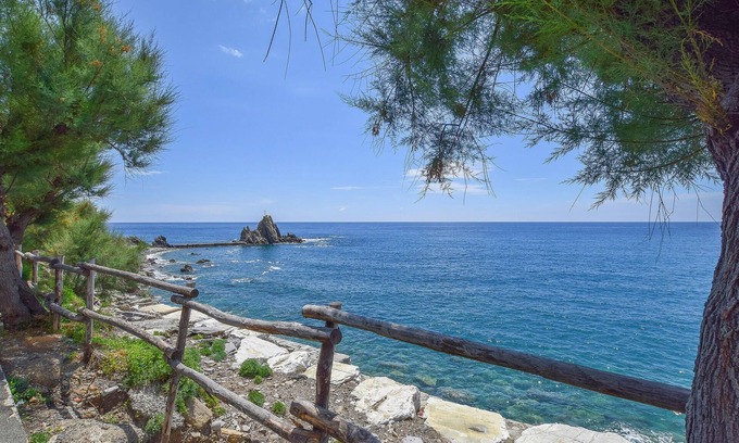 Zignago Apartment | Cozy 1 Bedroom Retreat in Sasseta Zignago with Spa
