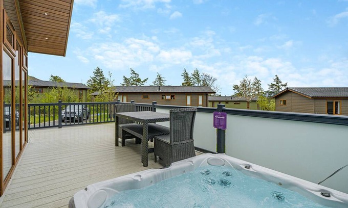 Cockermouth Ski Chalet | Comfortable 3-Bedroom Retreat in Bewaldeth, Keswick