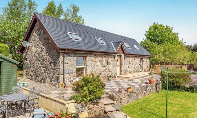 Banavie Cottage | Cozy 1-Bedroom Stay with Ocean View in Fort William