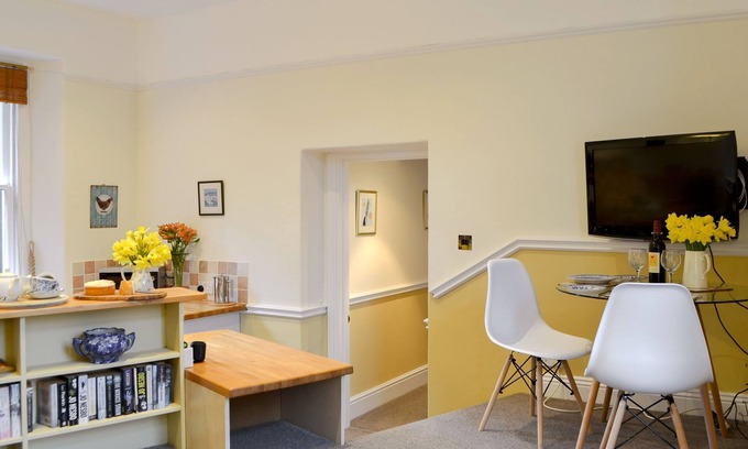 Near Sawrey Cottage | Cozy Split-Level Apartment Near Village Pub & Lake Views