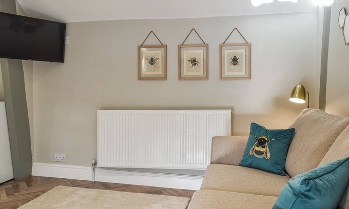 Dronfield Cottage | Ideal Base for Exploring the Peak District and Beyond