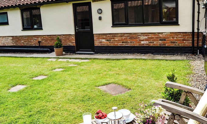 Great Hockham Cottage | Cozy 1 Bedroom Retreat in Great Hockham near Thetford
