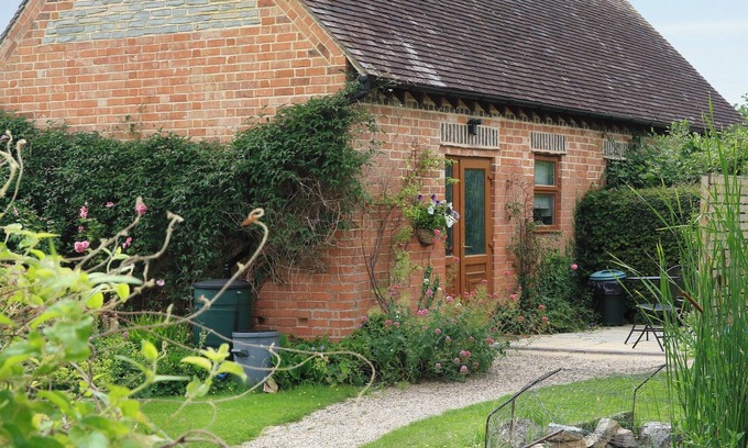 Alcester Cottage | Top-Rated 1 Bedroom Retreat in Bidford-on-Avon