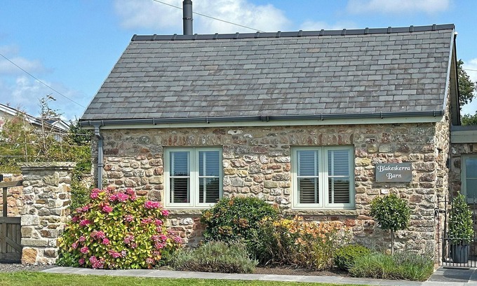 Kenfig Cottage | Cozy 1 Bedroom Retreat in Kenfig, Close to Porthcawl