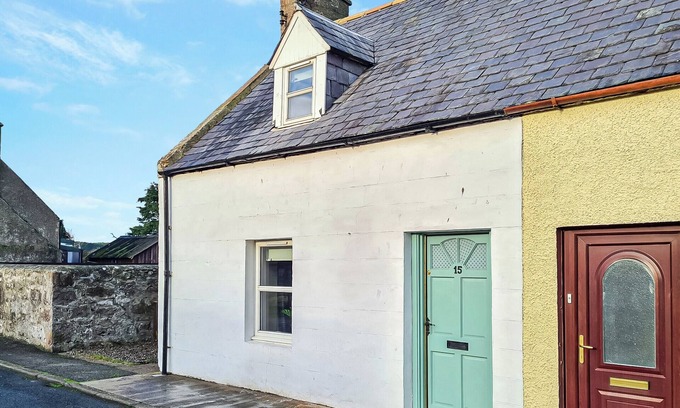 Dornoch Cottage | Oceanfront 1 Bedroom Accommodation in Embo, Near Dornoch