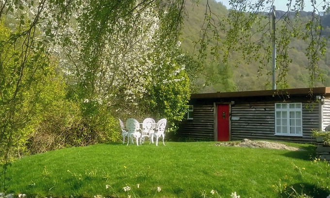 Borrowdale Cottage | Idyllic 1 Bedroom Retreat in Borrowdale with Lake View