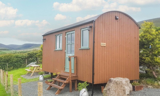 Keswick Cottage | Comfortable 1 Bedroom Stay in Bassenthwaite, Keswick