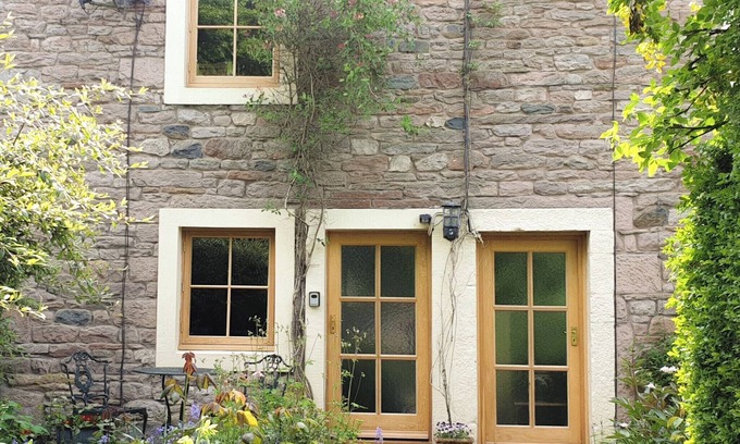 Yanwath Cottage | Cozy 1 Bedroom Getaway in Yanwath, Near Pooley Bridge