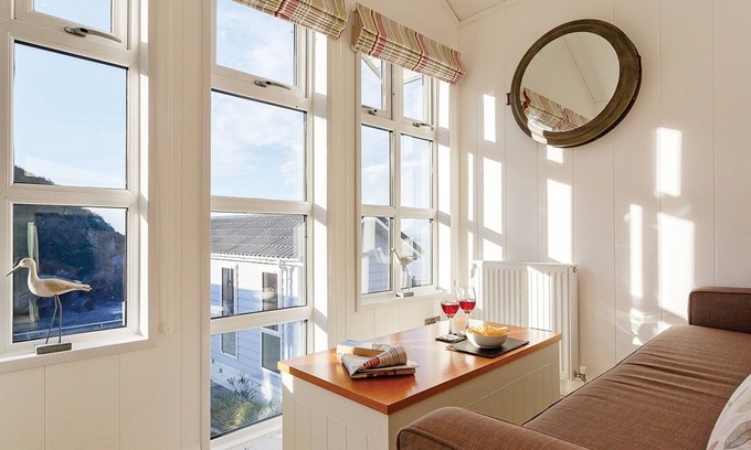 Hele Cabin | 1 bedroom accommodation in Hele Bay, Ilfracombe