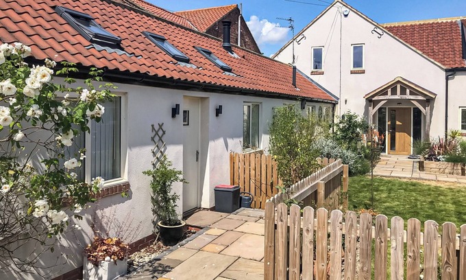 York Cottage | Comfortable 1 Bedroom Stay in Moor Monkton, Near York