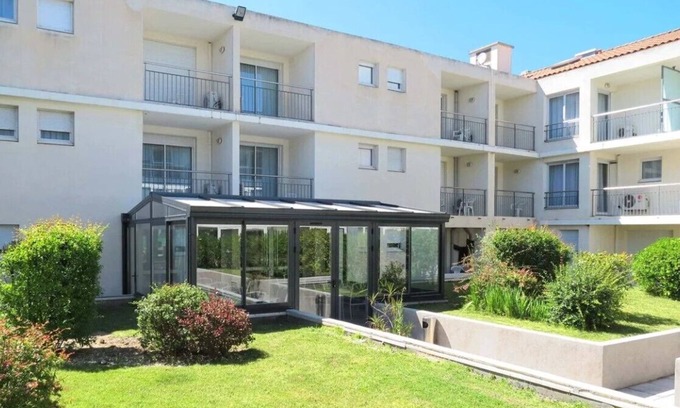 Aix-en-Provence Apartment | Cozy 1 Bedroom Apartment for Two in Aix-en-Provence