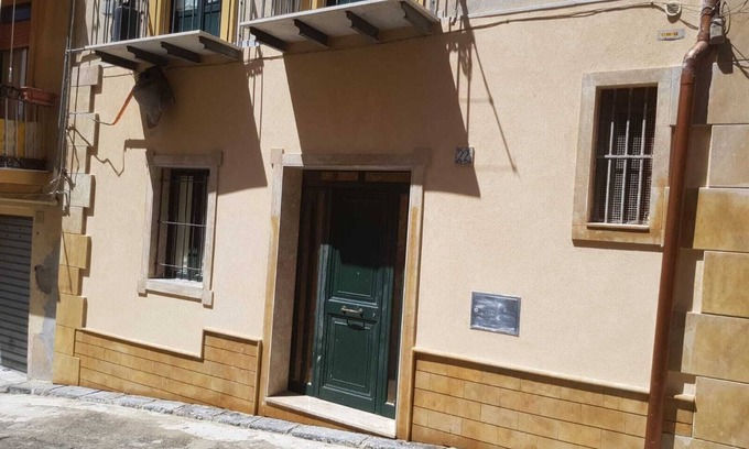 Caltanissetta Apartment | Budget-Friendly Vrbo Property with Spa and Hot Tub Access