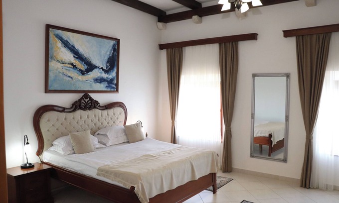 Rana Apartment | 1-bedroom apartment in wonderful in Old Town Ulcinj with WiFi, AC,