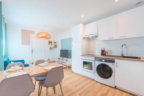 Roubaix Apartment | Comfortable 1 Bedroom Apartment Near Tram with Parking