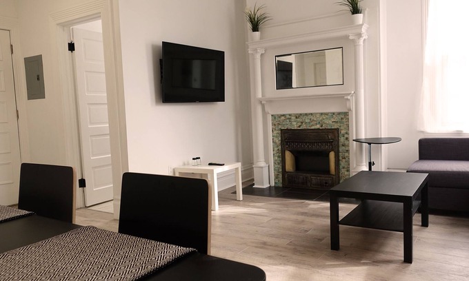 Friendship House | Elegant 1 Bedroom Apartment in Pittsburgh's Friendship Area