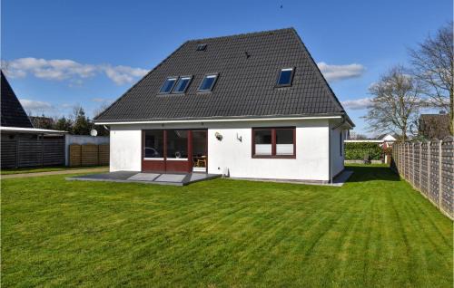 Niebuell Apartment | Inviting Apartment in Niebüll with Family-Friendly Kitchen