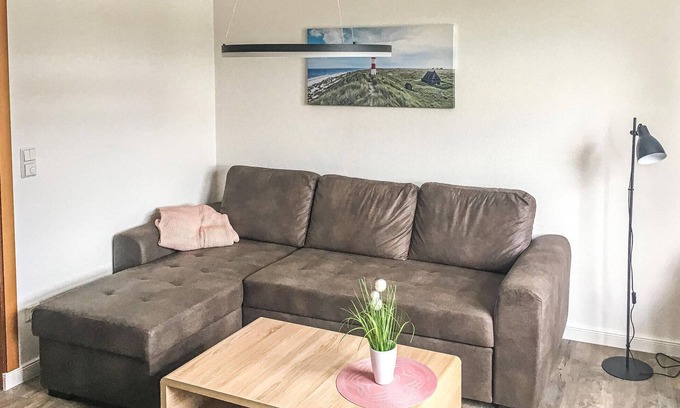 Boergerende-Rethwisch Apartment | Discover Cozy 1 Bedroom by the Ocean in Börgerende
