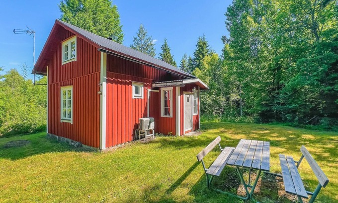 Filipstad Municipality House | 1 bedroom nice home in Lesjöfors