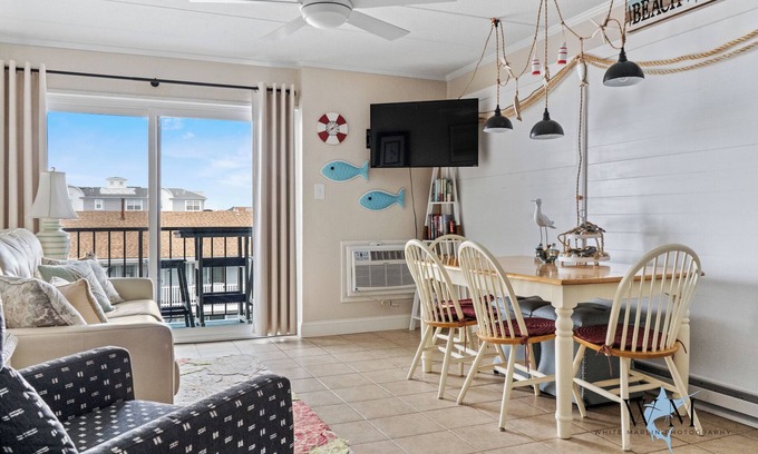 Montego Bay Condo | Ocean View Condo with Pool & Kitchen for Family Getaways