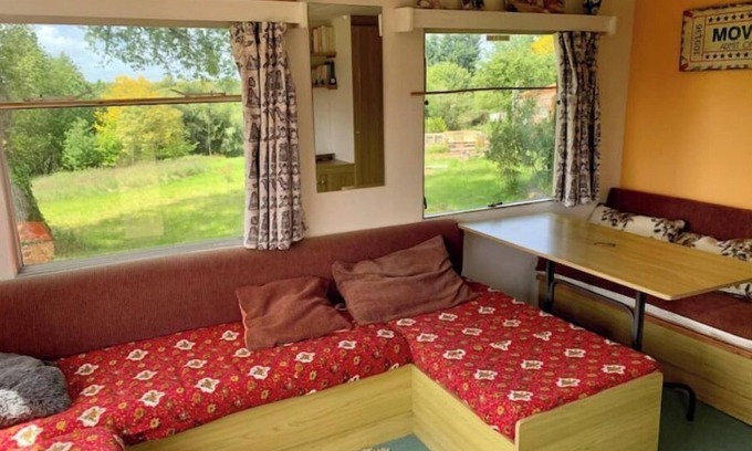 Marsac-sur-Don House | Welcoming Vrbo Property with Spa and Breakfast Included