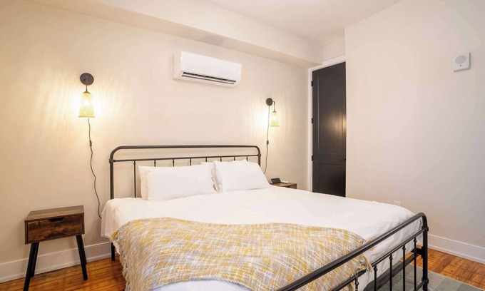 Frankfort Hotel | 1 Bedroom Suite, King Bed