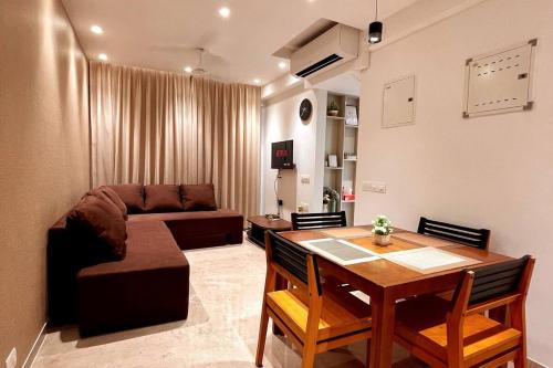 Hiranandani Gardens Apartment | Pet-Friendly 1 BHK Retreat in Hiranandani Gardens Powai