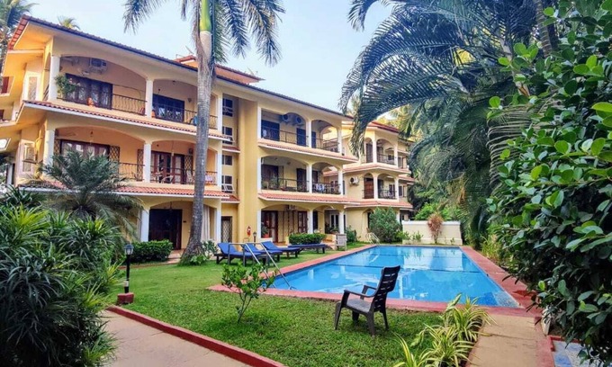 Kudal Condo | 1 BHK in serene & quaint Siolim , swimming pool ,air conditioned with WIFI