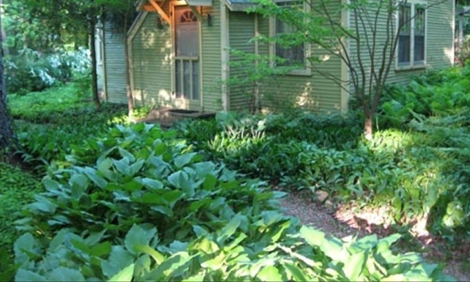 Glenn Cottage | 1 Block from Lake Michigan, Traditional Michigan Cottage