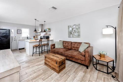 New Port Richey House | Family-Friendly Retreat at 6028 Nebraska Ave