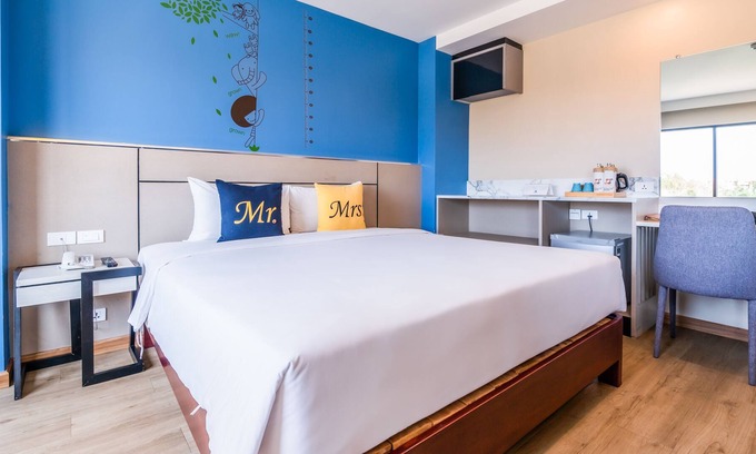 Pong Apartment | 1 BR Family Suite Jomtien Beach W/Seafood Market