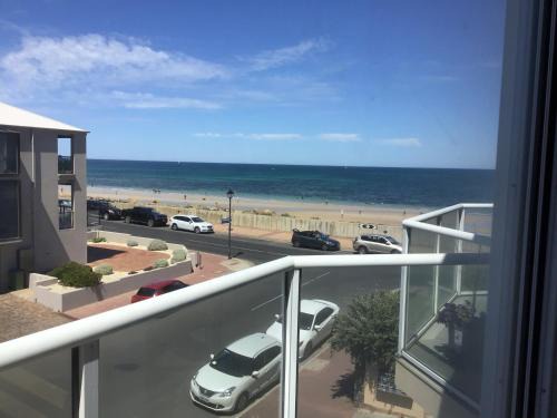 Glenelg South Apartment | Oceanview Haven - 4-Star Family-Friendly Glenelg South