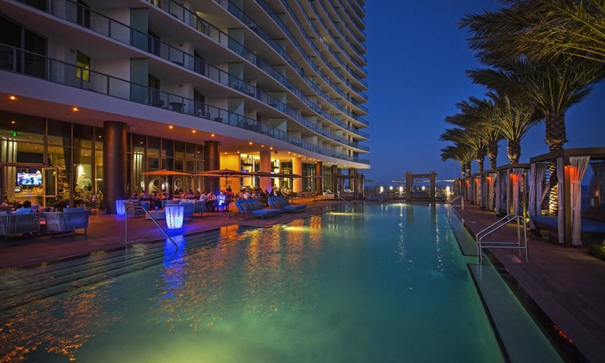 Hollywood South Central Beach Resort | Beachfront Penthouse with Private Balcony & Ocean Views