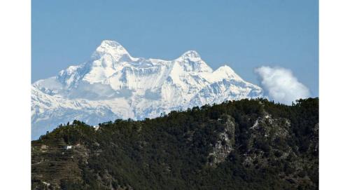 Gagar Villa | Elegant 1 BR Snow Villa in Ramgarh with Family Amenities