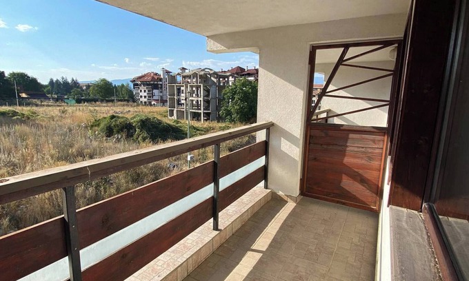 Shiligarnika Apartment | Bright Two-Floor Apartment with Kitchen and Breakfast Access