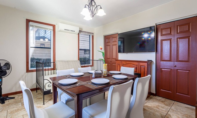 Hillside House | Convenient 4BR House with Hot Tub & Free Parking Near NYC