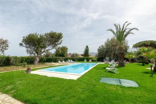 Piana Calzata House | Beachfront Casa sul Mare with Pool Near Cefalù Awaits