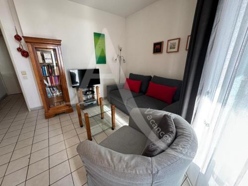 Sete Apartment | Family-Friendly Retreat Steps from Beaches & Historic Center