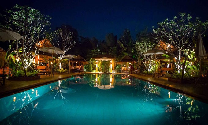Chiang Mai House | Experience the #1 Dramatic Bungalow with Pools & Waterfalls