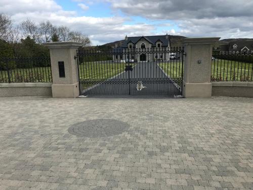 Newry Apartment | Top-Rated 1 Gullion Lodge in Newry for Family Getaways