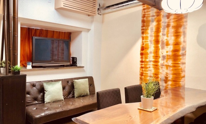 Ikuno House | Elegant 4LDK House for Rent - Family-Friendly with Breakfast