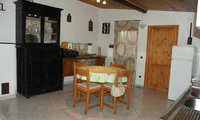 Siniscola House | Ocean View Retreat: Family-Friendly with Kitchen Access