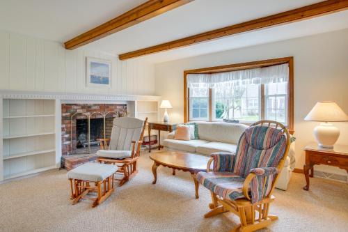 West Dennis House | Family-Friendly Cape Cod Getaway Just 1 Mile from Beach